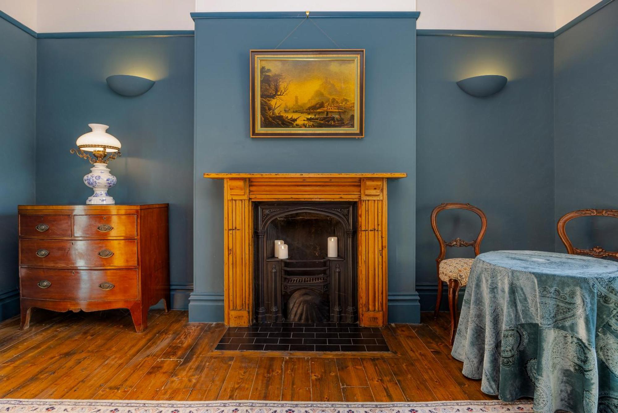 Blue Bliss - Sumptuous, Period Apartment Chagford Ruang foto